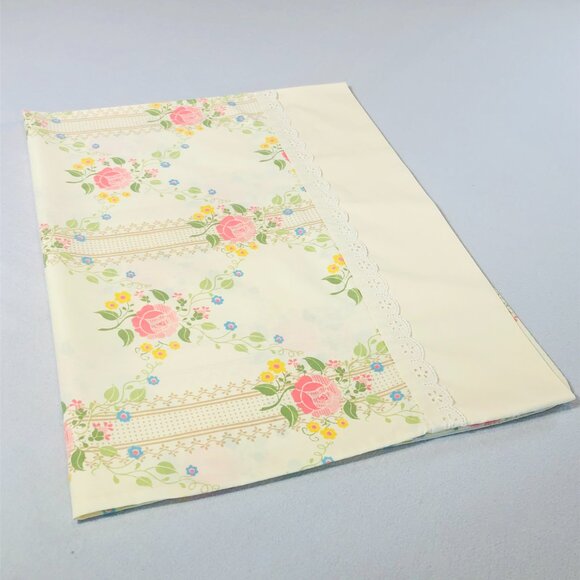 Vintage 70s FIELDCREST USA Smithsonian Single Pillowcase: Pink Roses, Lace Trim - Picture 6 of 9